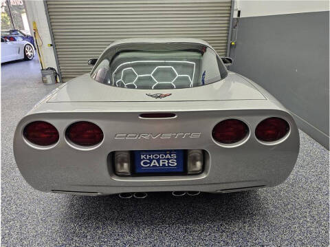2004 Chevrolet Corvette