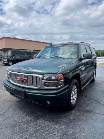 2003 GMC Yukon Denali's photo