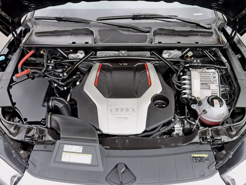 2018 Audi SQ5 3.0T quattro Premium Plus