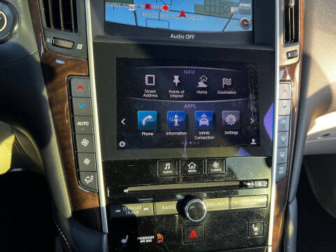 2014 Infiniti Q50 Hybrid Sport