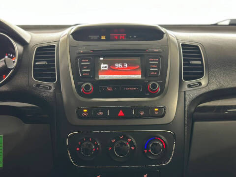 2015 Kia Sorento LX