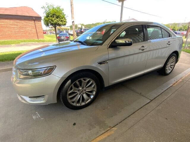2019 Ford Taurus Limited