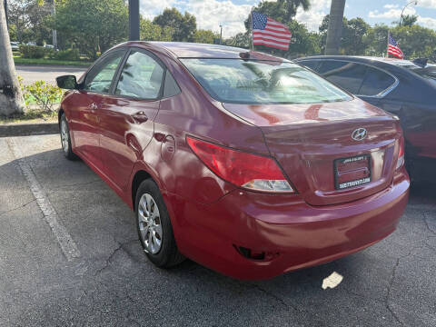 2017 Hyundai Accent SE