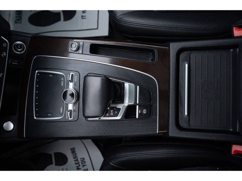 2020 Audi Q5 quattro Premium Plus 45 TFSI