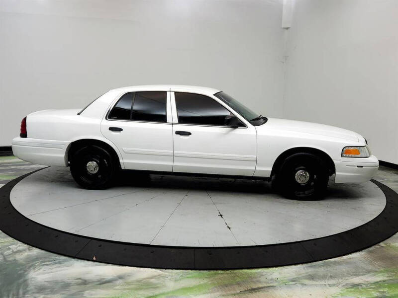 2011 Ford Crown Victoria