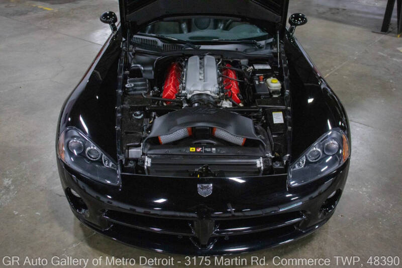 2004 Dodge Viper SRT-10
