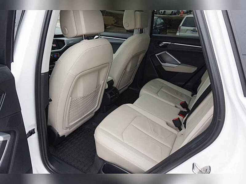 2020 Audi Q3 quattro S line Prem Plus 45 TFSI