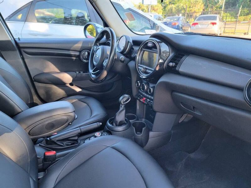 2018 MINI Hardtop 4 Door Cooper