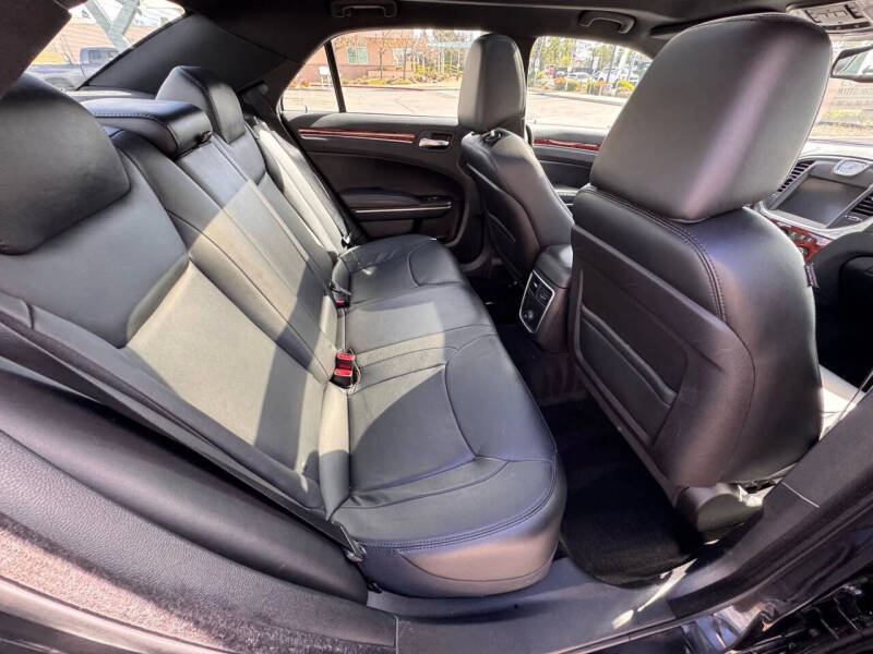 2014 Chrysler 300