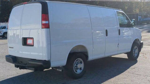 2025 Chevrolet Express 2500