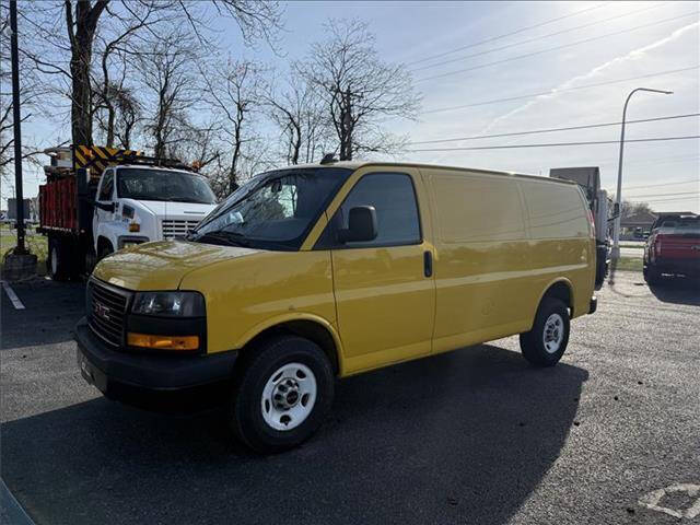 2022 GMC Savana 2500