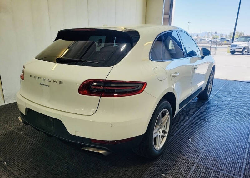 2018 Porsche Macan