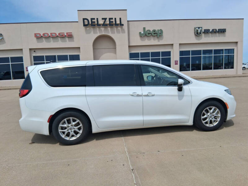 2023 Chrysler Pacifica Touring L