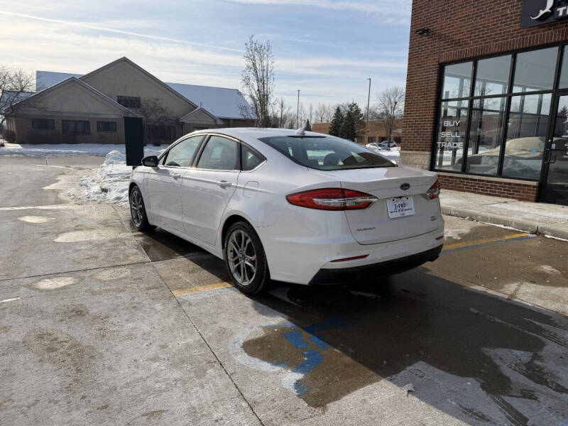 2020 Ford Fusion SEL