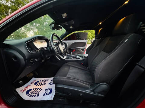 2015 Dodge Challenger SXT