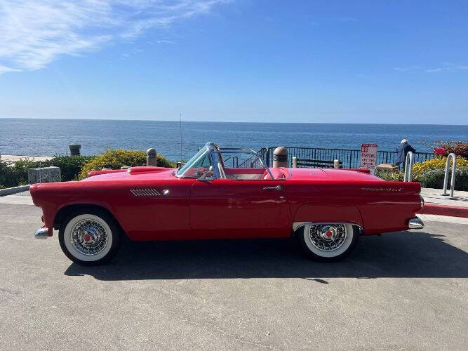 1955 Ford Thunderbird