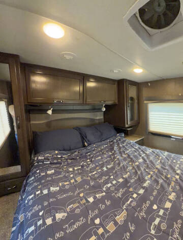 2018 Thor Motor Coach Ace 30.4