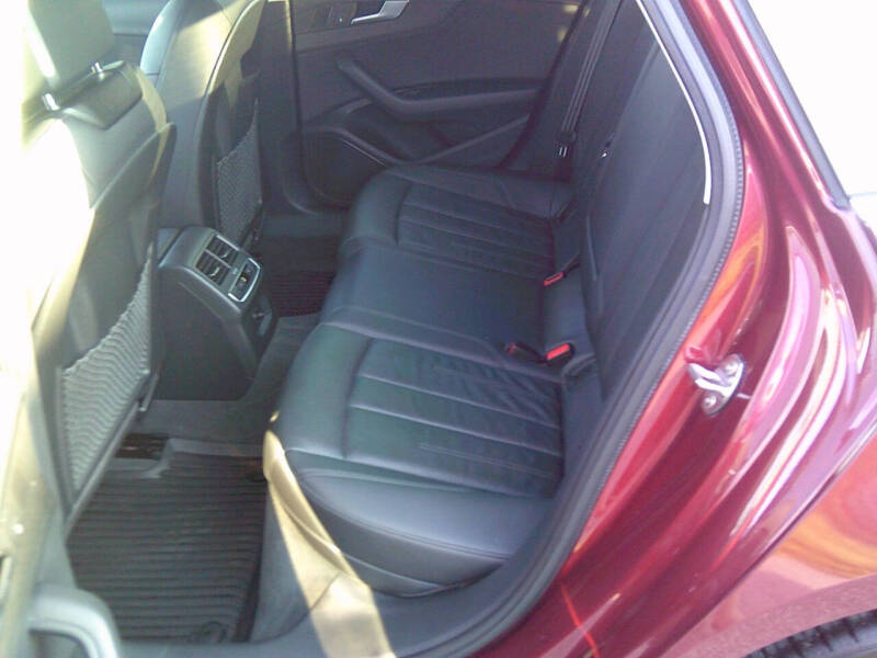 2018 Audi A4 2.0T quattro Premium Plus