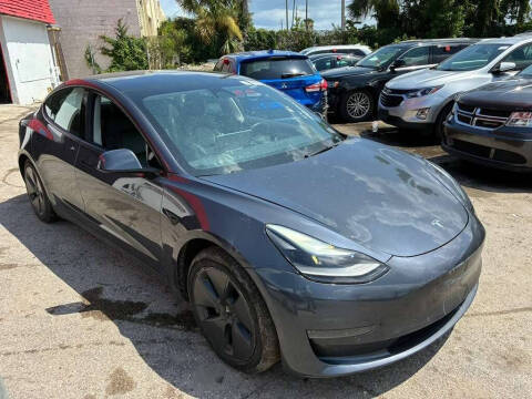 2021 Tesla Model 3 Standard Range Plus