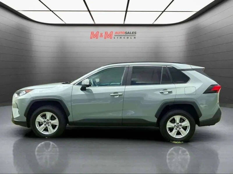 2020 Toyota RAV4 XLE