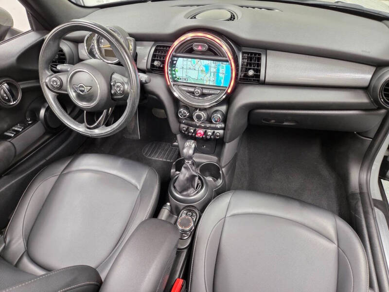 2019 MINI Convertible Cooper