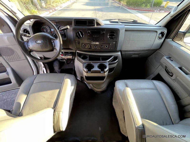 2014 Ford E-Series E-150