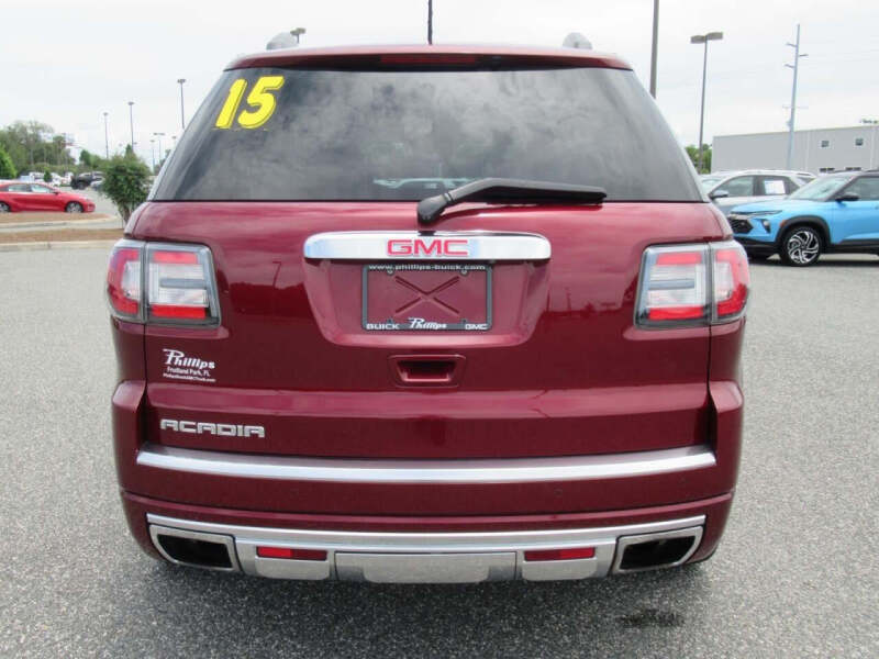 2015 GMC Acadia Denali