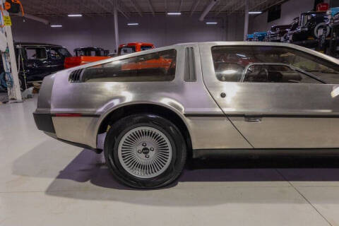 1981 DeLorean DMC-12