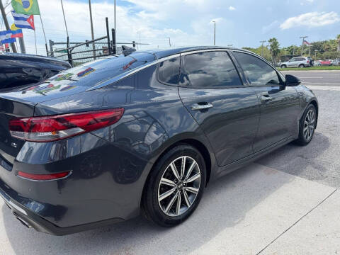 2019 Kia Optima EX