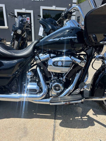 2020 Harley-Davidson Road Glide FLTRX
