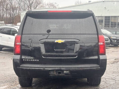 2016 Chevrolet Suburban LS