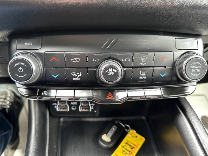 2022 Dodge Durango SXT