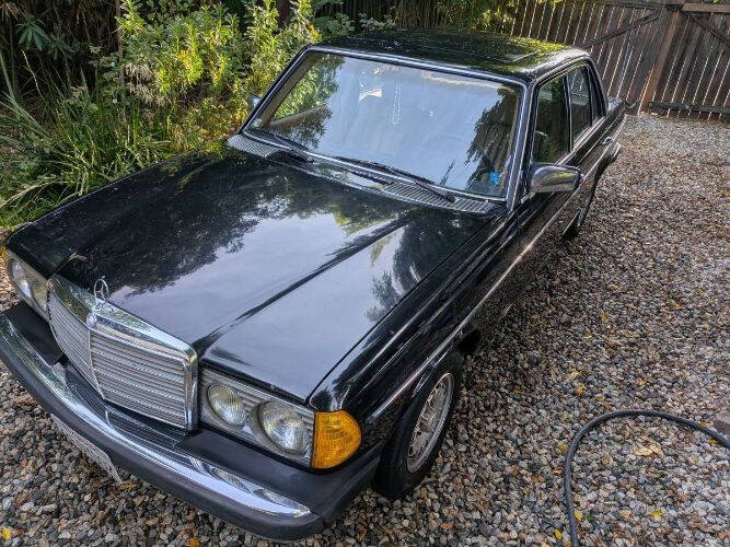 1982 Mercedes-Benz 300-Class