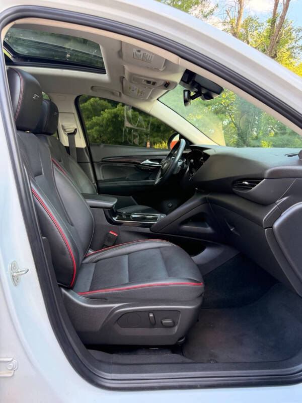 2022 Buick Envision Essence