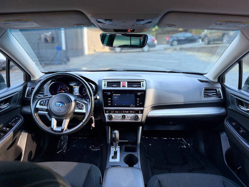 2017 Subaru Outback 2.5i Premium