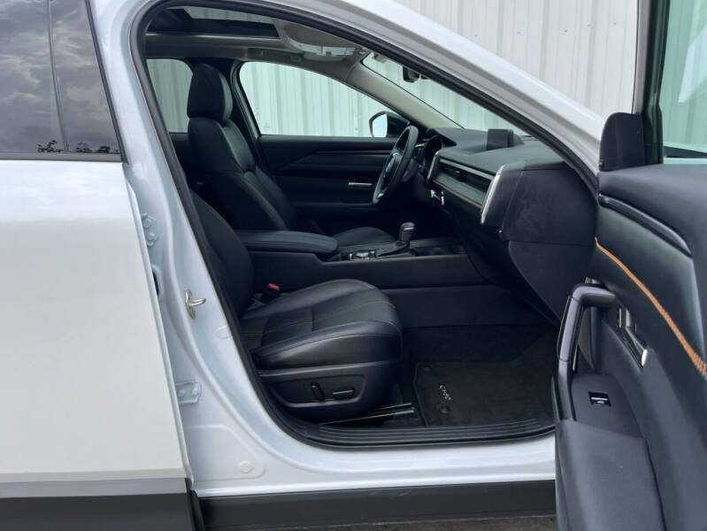 2025 Mazda CX-50 Hybrid Premium Plus