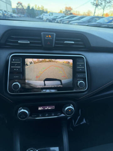 2020 Nissan Versa SR