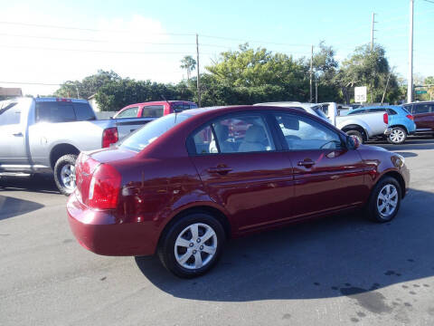 2010 Hyundai Accent GLS