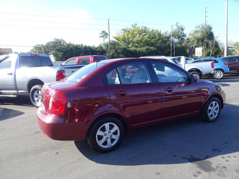 2010 Hyundai Accent GLS
