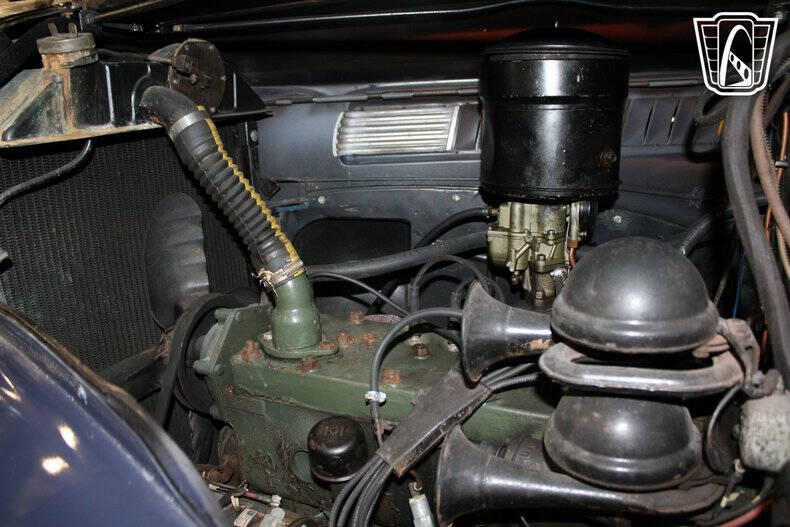 1939 Packard Six