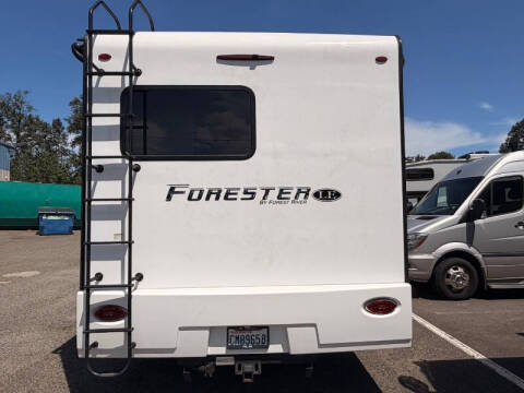 2022 Ford E-Series