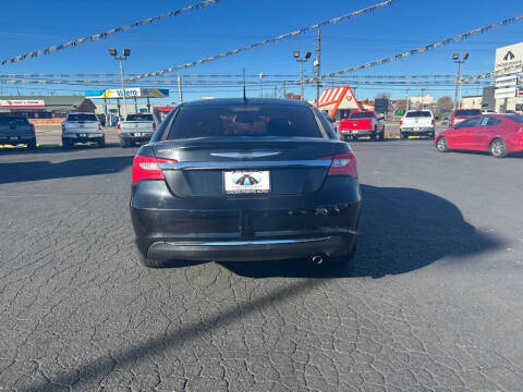 2011 Chrysler 200 Limited