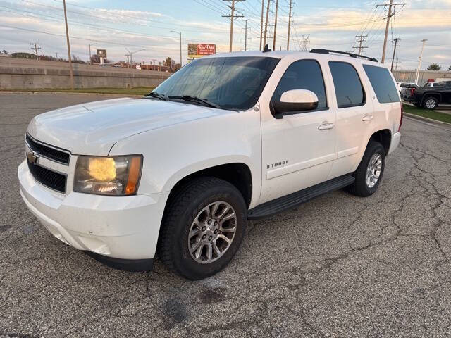 Used 2007 Chevrolet Tahoe LT with VIN 1GNFK13087J358061 for sale in Bloomington, IL