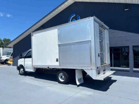 2016 Chevrolet Express 4500 Reefer Box Van