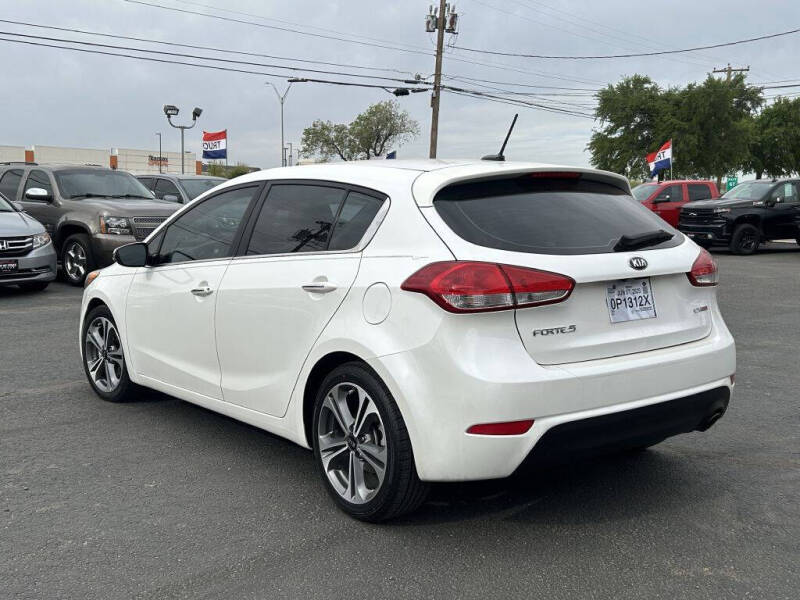 2016 Kia Forte5 EX