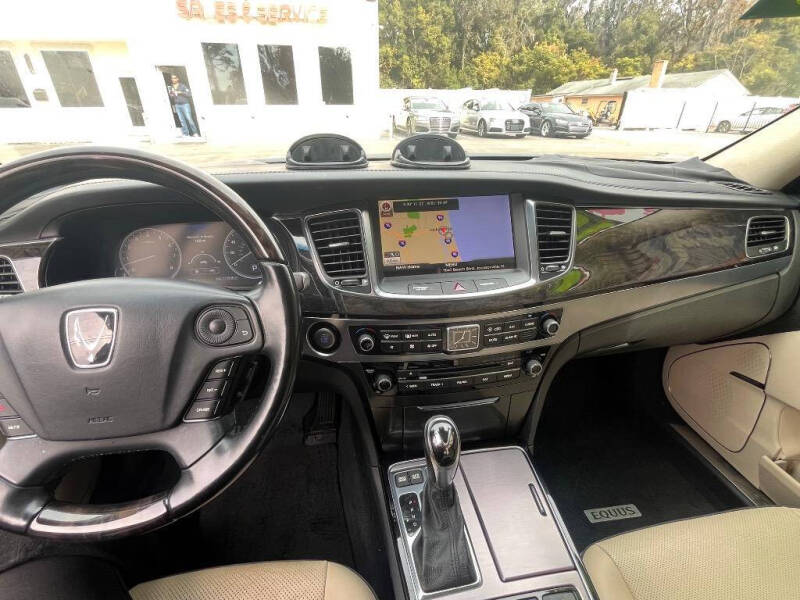 2015 Hyundai Equus Signature