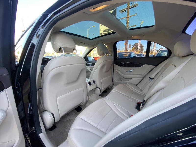 2016 Mercedes-Benz C-Class