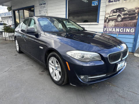 2012 BMW 5 Series 528i