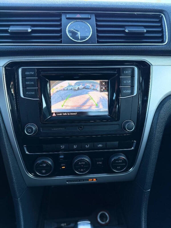 2016 Volkswagen Passat 1.8T S