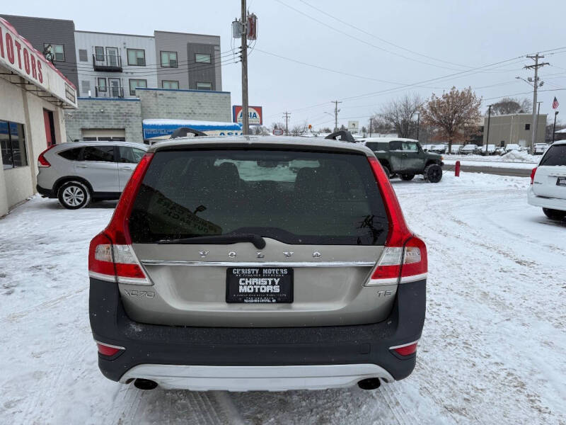 2015 Volvo XC70 T5 Drive-E Premier